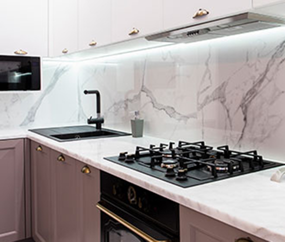 استخدام الألوان الباستيل والمواد الطبيعية